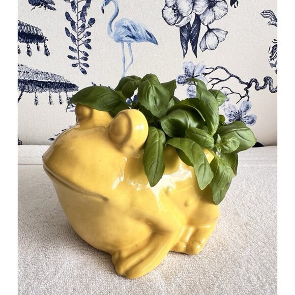 VTG FROG Planter Yellow Pottery 7"L x 5.5"Wx5"H Ceramic House Plants Vase - Picture 1 of 8